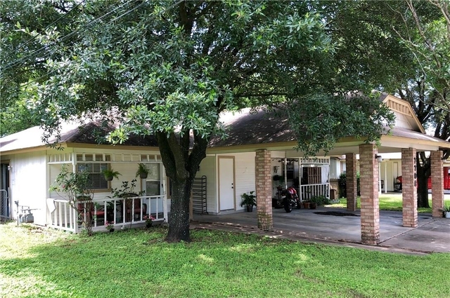 7708 Brodie Ln - Photo 1