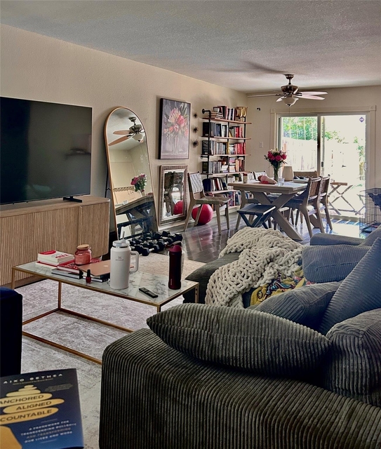 705 Castle Ridge Rd - Photo 1