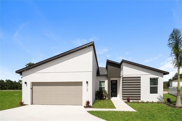 137 Zinnia Lane W - Photo 1