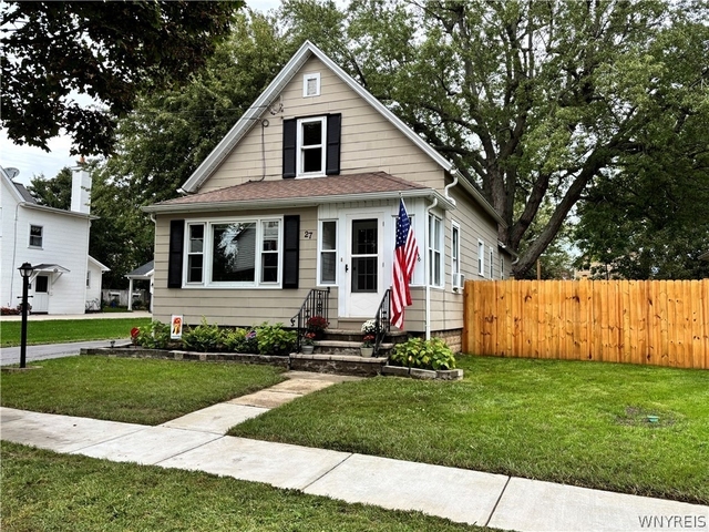 27 Brandel Avenue - Photo 1