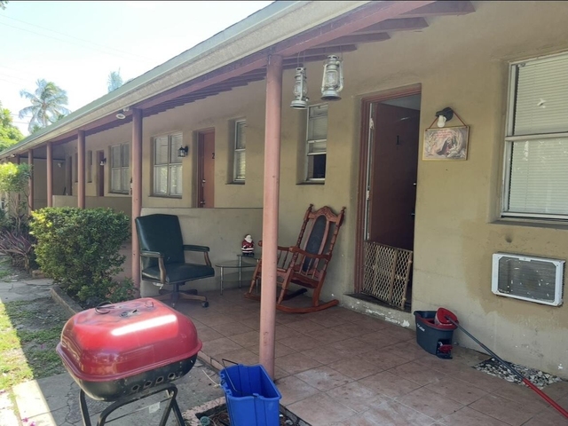 1840 Taft Street - Photo 1
