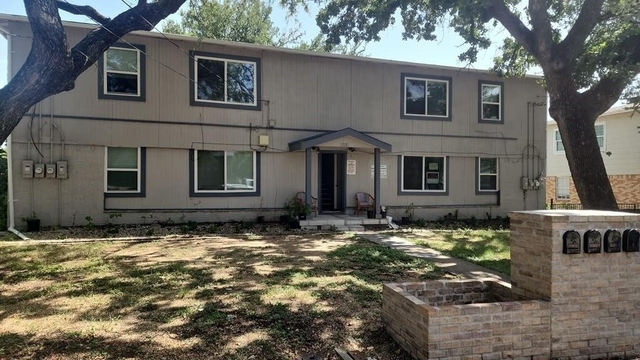 2232 Riverview Drive - Photo 1