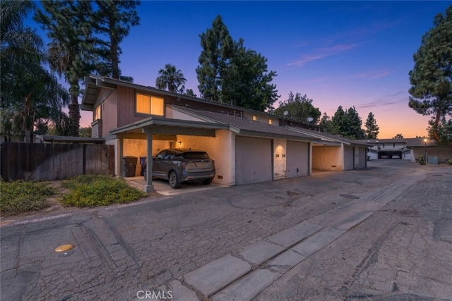 4801 Jackson - Photo 1