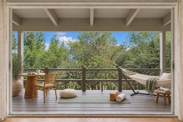 859 Saint Katherine Drive - Photo 1