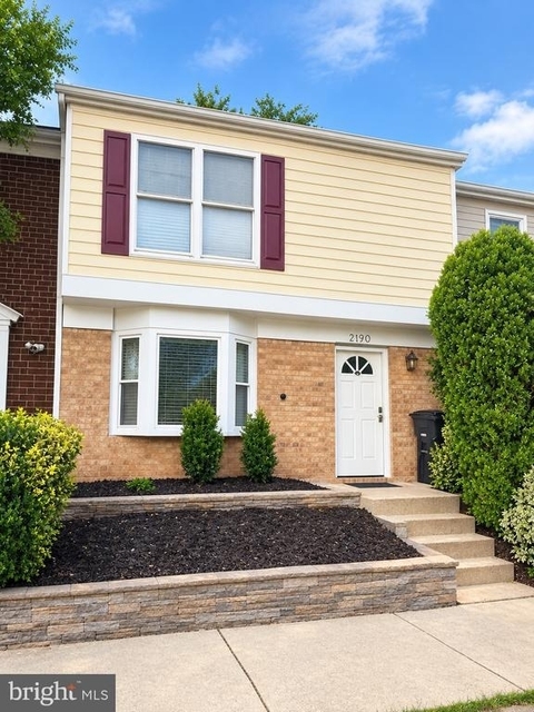 2190 Monaghan Drive - Photo 1