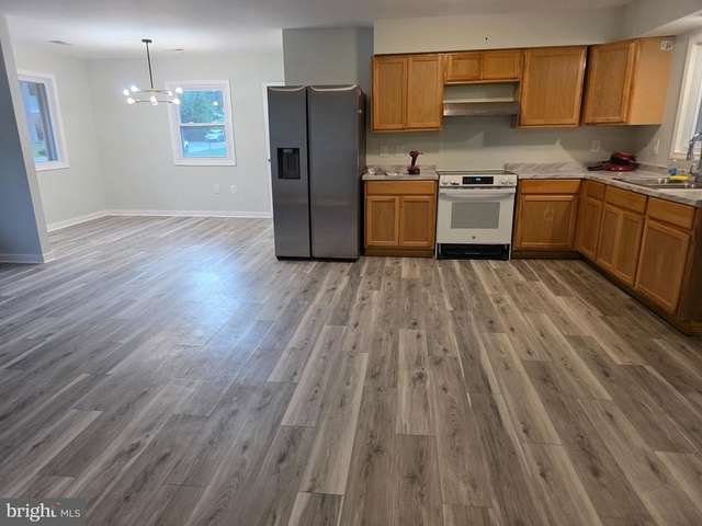 10316 Vineland Road - Photo 1