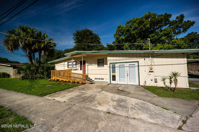 1794 Rogero Road - Photo 1