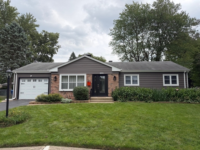 303 Lee Court - Photo 1