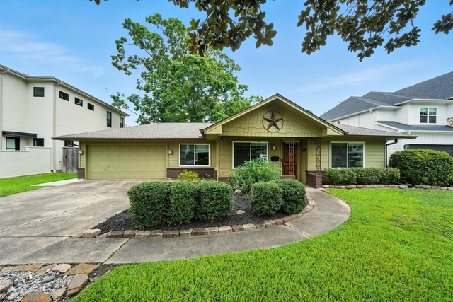 1714 Parana Drive - Photo 1