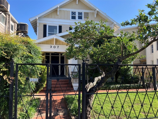 307 Stratford Street - Photo 1
