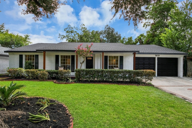 5619 Duxbury Street - Photo 1