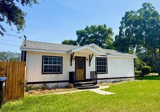 2215 Vine Street - Photo 1