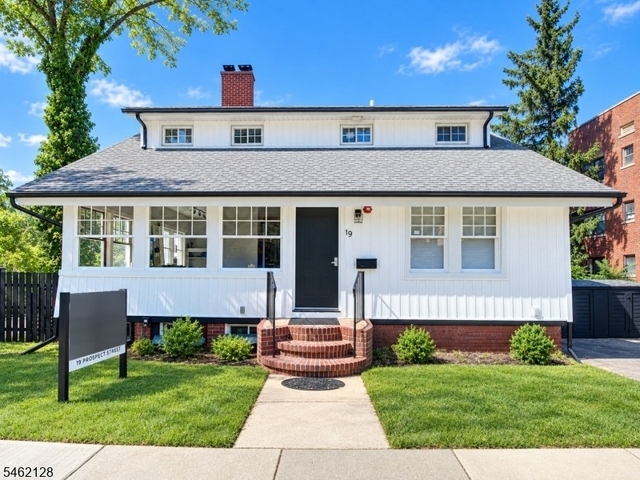 19 Prospect St - Photo 1