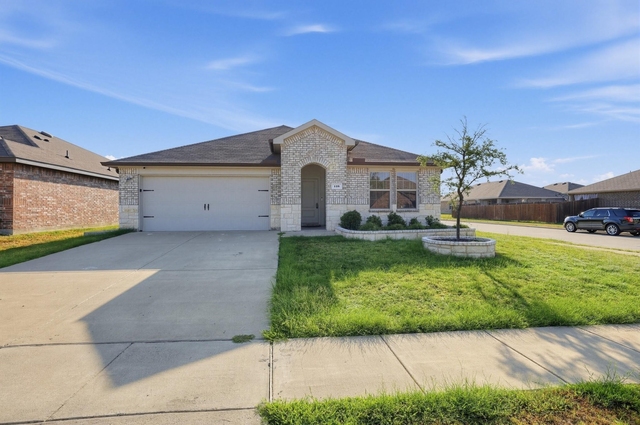 116 Sir Barton Lane - Photo 1