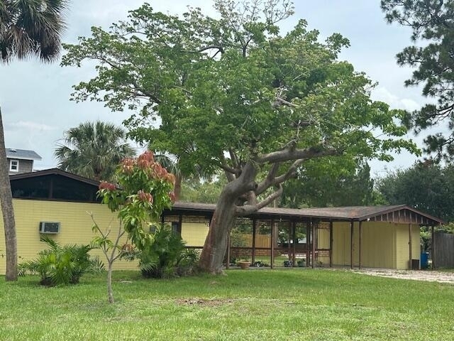 1651 Se 8th Street - Photo 1