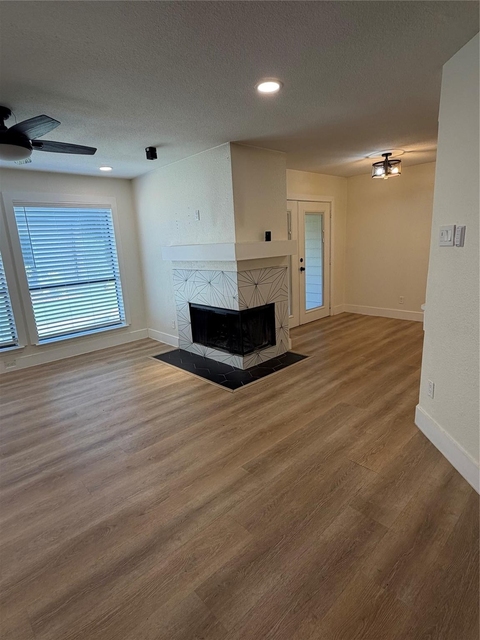 1505 E Interstate 30 - Photo 1