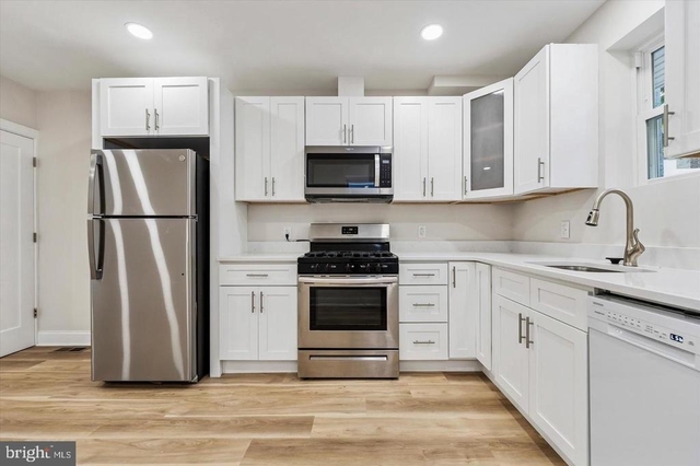 1924 S 21st Street - Photo 1