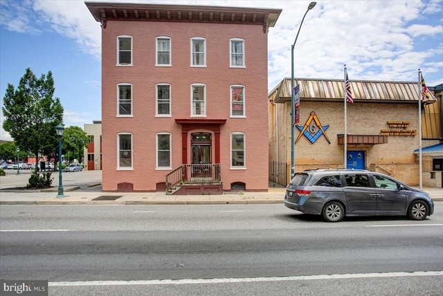 60 E Washington Street - Photo 1