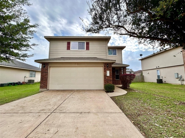 102 Adame Ln - Photo 1