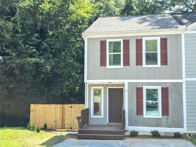 1221 Oak Forest Court Sw - Photo 1