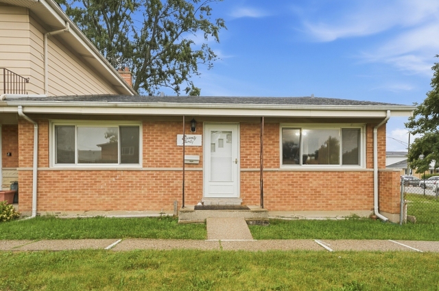 7030 W Carol Avenue - Photo 1