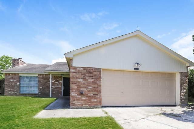 13361 Lake Breeze Lane - Photo 1