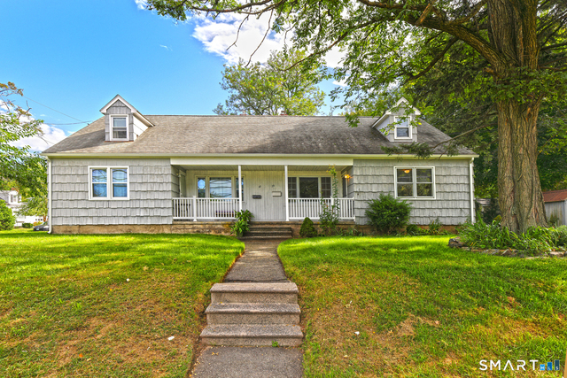 52-54 Pond Point Avenue - Photo 1