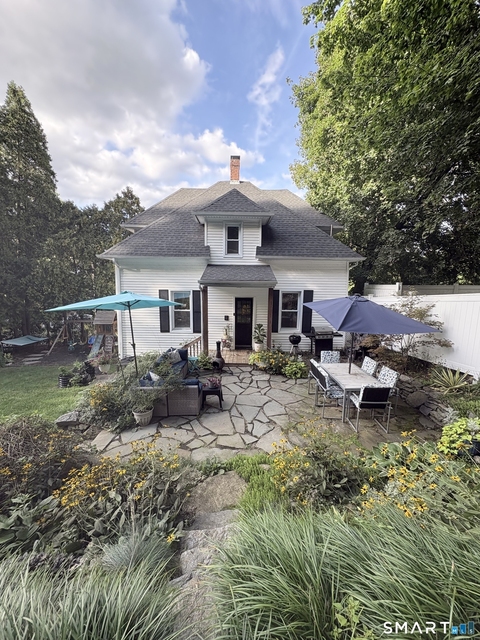 89 Hillside Avenue - Photo 1