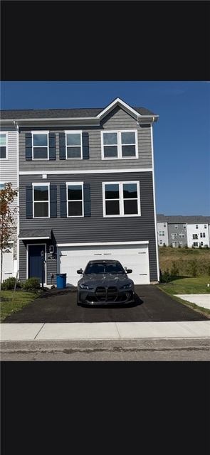 769 Olivia St - Photo 1