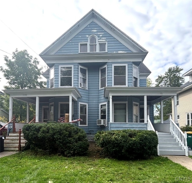 1146 Academy Street - Photo 1