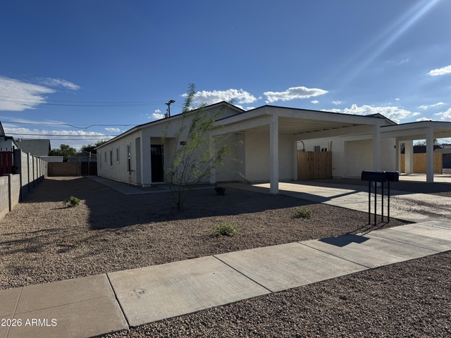1515 W Mckinley Street - Photo 1