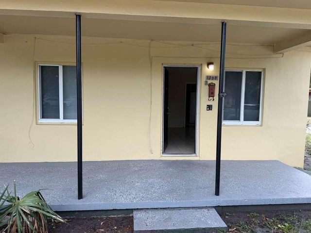 1304 Nw 4th Street - Photo 1
