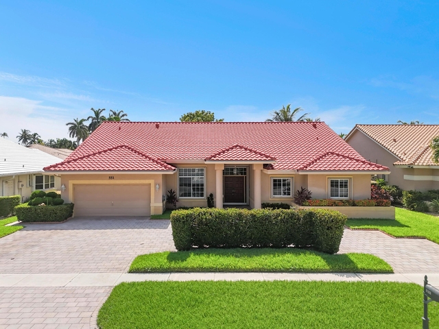 551 Nw 108th Avenue - Photo 1