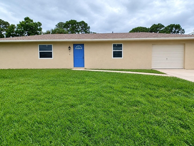 314 Se Evergreen Terrace - Photo 1