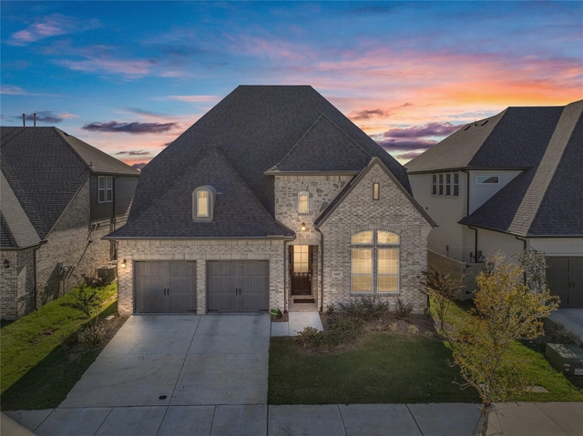 1447 20th Street - Photo 1