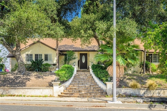 6247 Hamilton Lane - Photo 1