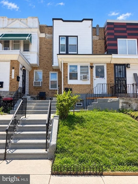 1704 Conlyn Street - Photo 1