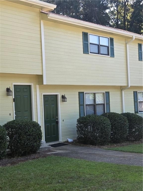8492 Pineland Drive - Photo 1