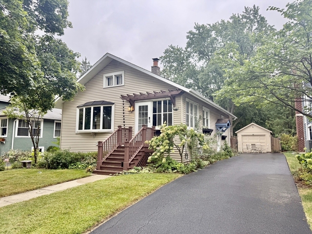 921 Chicago Avenue - Photo 1