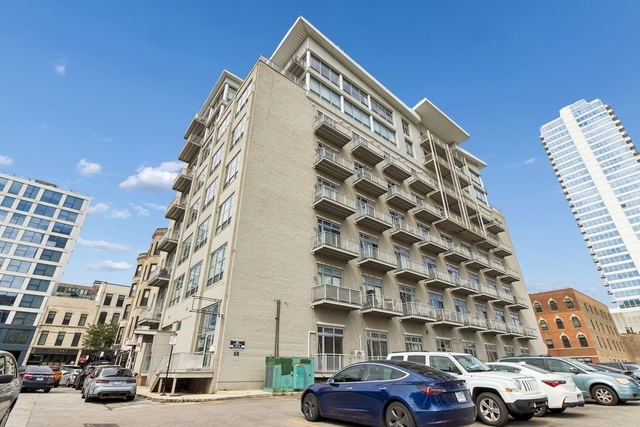770 W Gladys Avenue - Photo 1