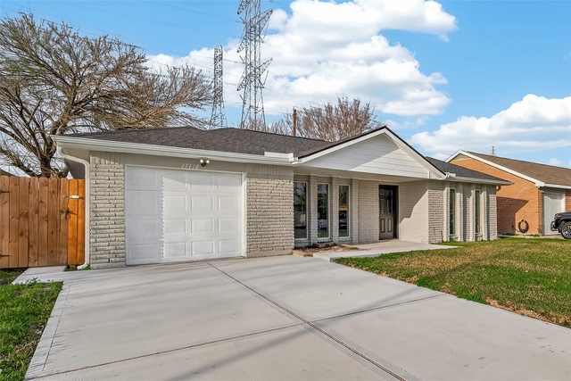 11118 Stroud Drive - Photo 1