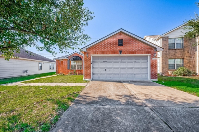 15711 Kings Cypress Lane - Photo 1