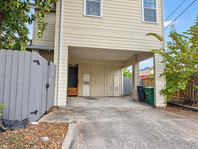 2347 Sheridan Street - Photo 1