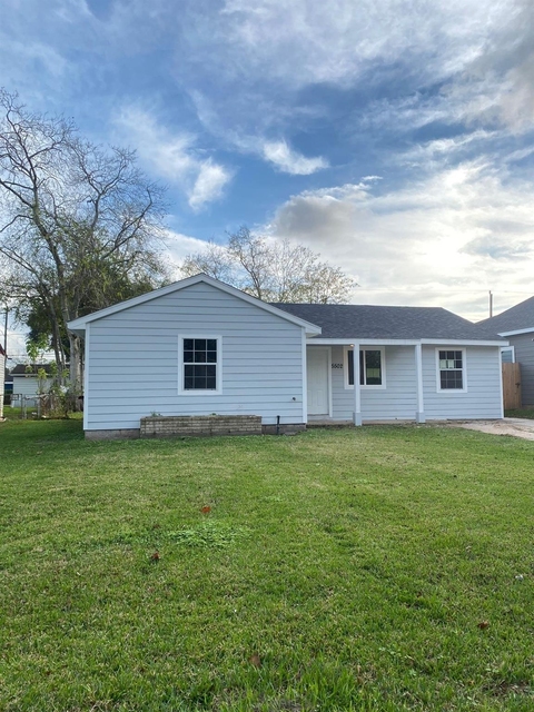 5502 Heron Drive - Photo 1
