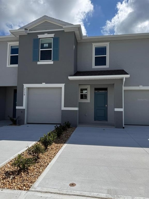 2582 Olympic Dr - Photo 1