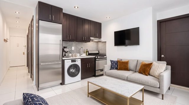 7 West 108th Street #2D - Photo 1