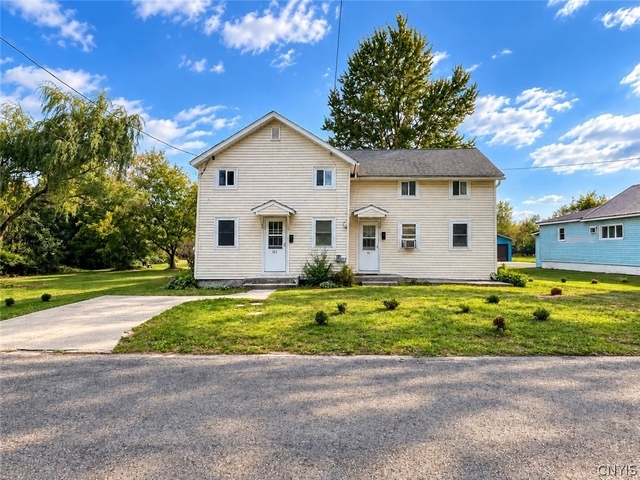 162 Smith Street - Photo 1