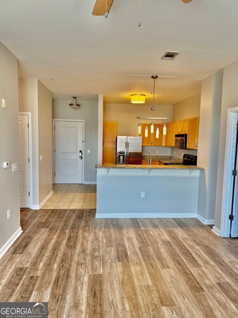 870 Mayson Turner Road Nw - Photo 1