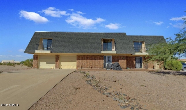 8220 W Monaco Boulevard - Photo 1