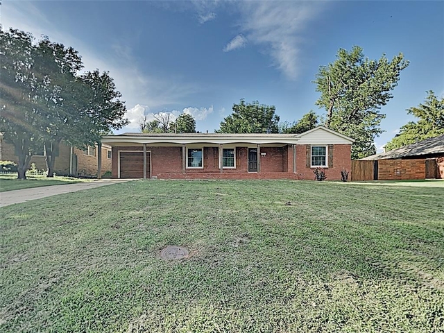 2817 Clermont Place - Photo 1